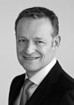 Dr. Thomas König