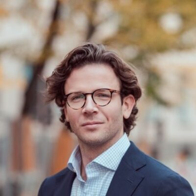 Foto: Florian Kozok, LL.M., Partner bei V 14 in Berlin (© V14)
