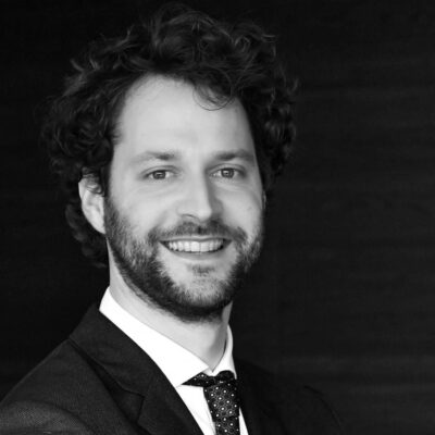 Foto: Severin Steffens, Managing Associate bei ARQIS in Düsseldorf (Foto © Arqis)